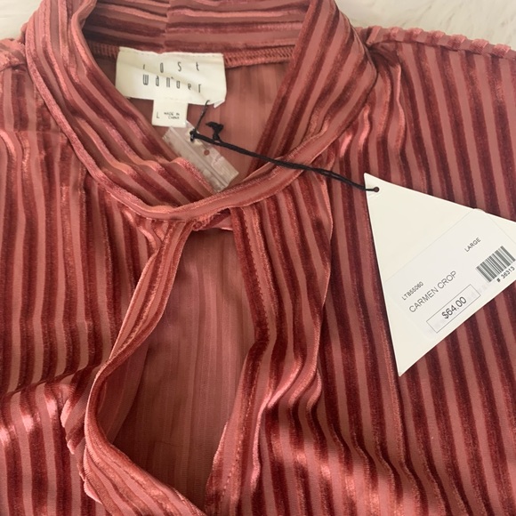 Wander + Lost Velour Carmen Crop Top - Picture 4 of 6